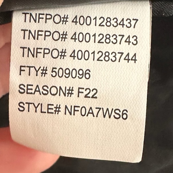 Women’s The North Face Black + White Logo Rain Jacket Adult SMALL Hoodie Zip Up - Picture 9 of 10